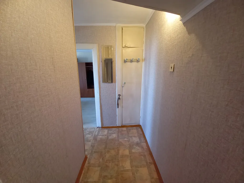 Двухкомнатная в центре, красивый вид на город и море