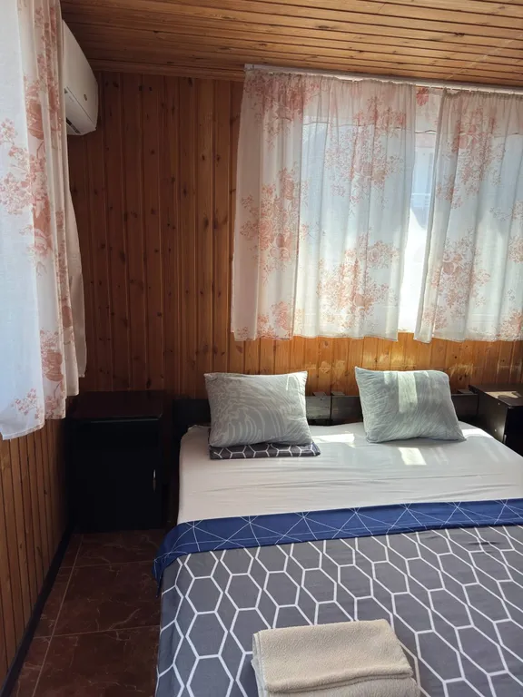 Квартира Трехместная комната с видом на горы — Геленджик