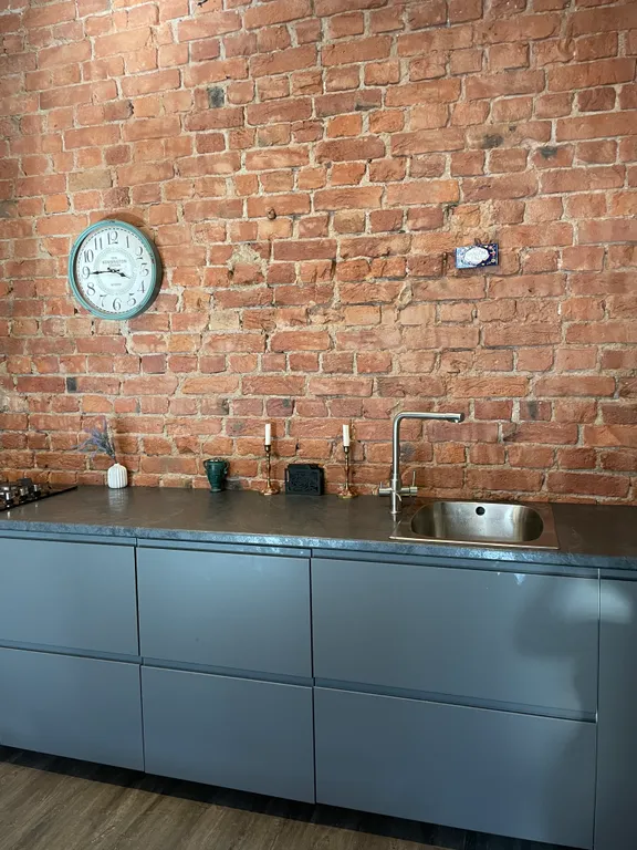 Квартира Современная квартира-лофт у метро — Санкт-Петербург