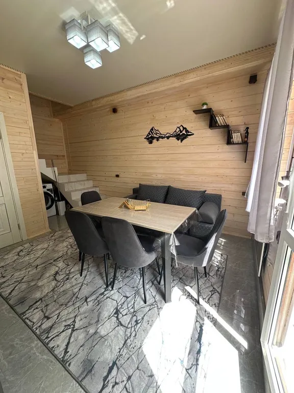 Коттедж в самом сердце Домбая