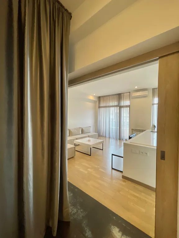 Метро Апартамент