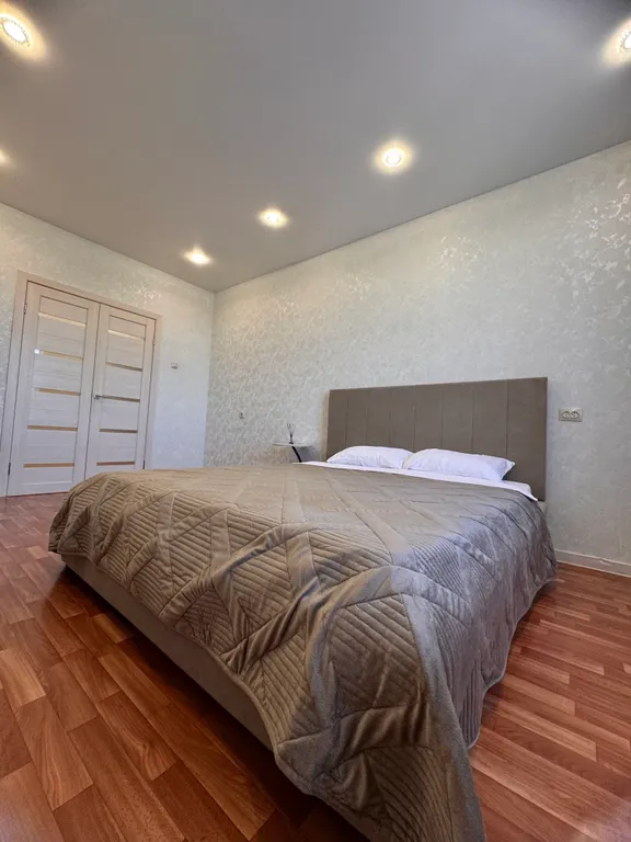 Уютная "евродвушка"с красивым видом на Китай, в ЦЕНТРЕ ГОРОДА