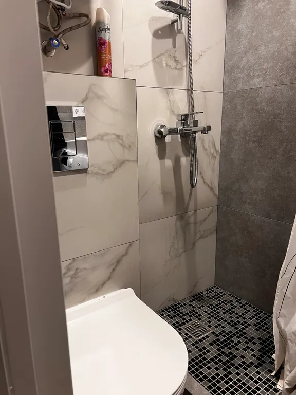 Уютная и стильная студия с отдельной кухней