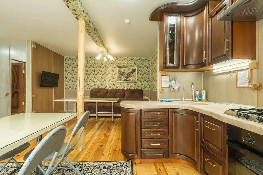 4-комнатная Квартира