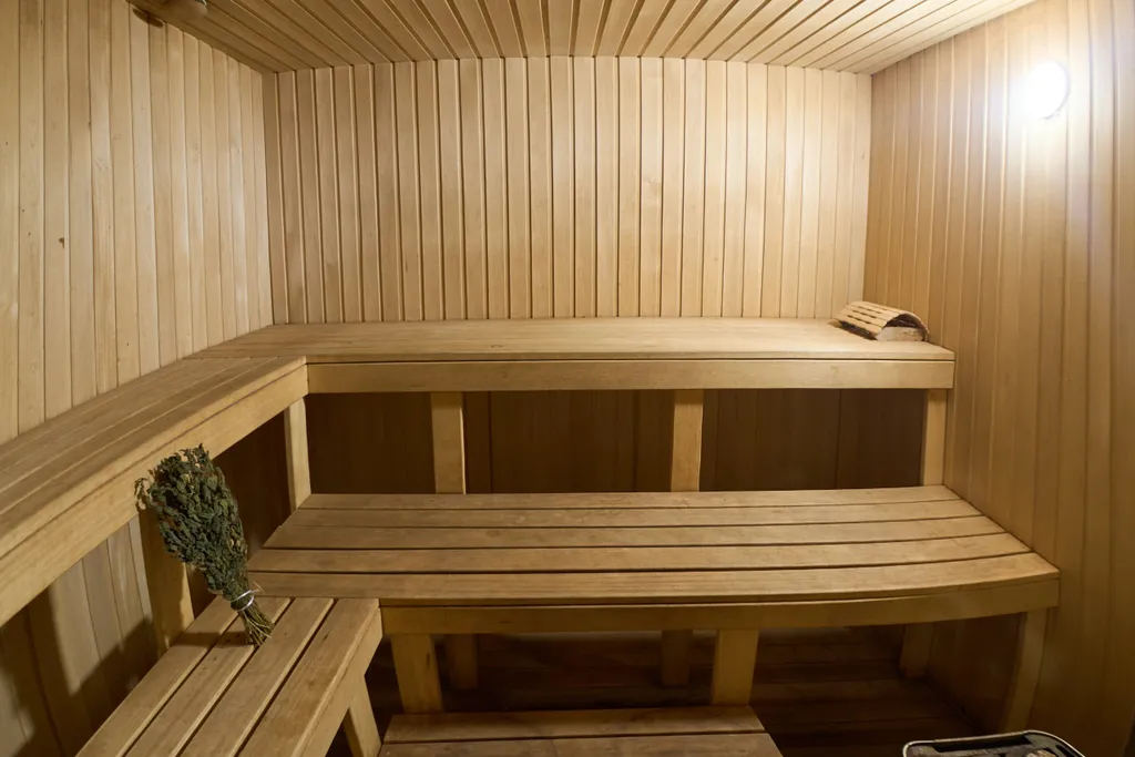 Дом с баней, хамамом, караоке и теплым уличным бассейном