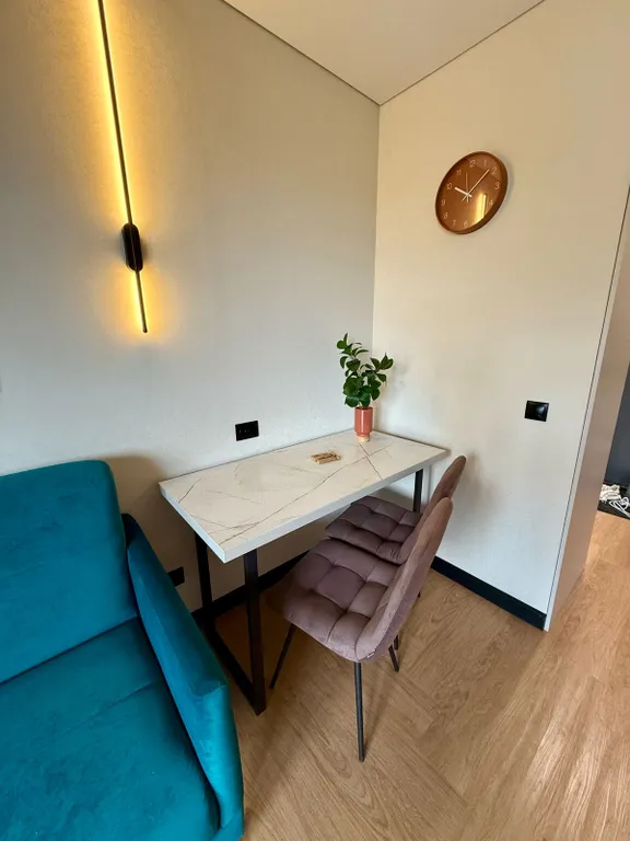 Студия УНИК АПАРТ на Космической рядом со школой МЧС