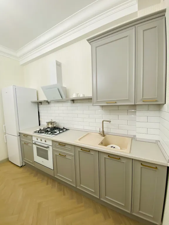 Стильные апартаменты у набережной