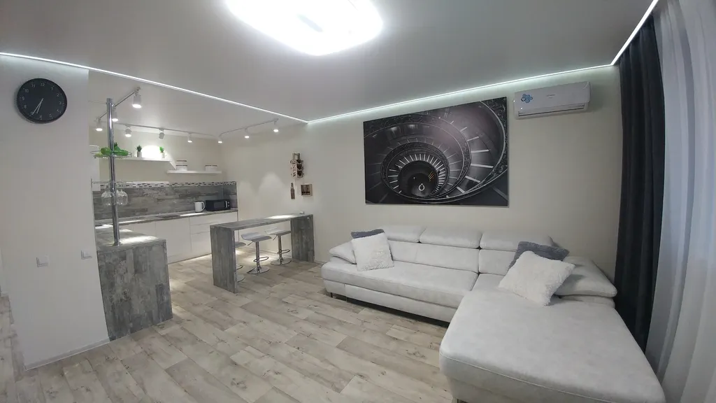 Апартаменты с джакузи и прекрасным видом на город