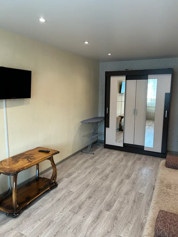 Теплая солнечная уютная однокомнатная квартира в центре города