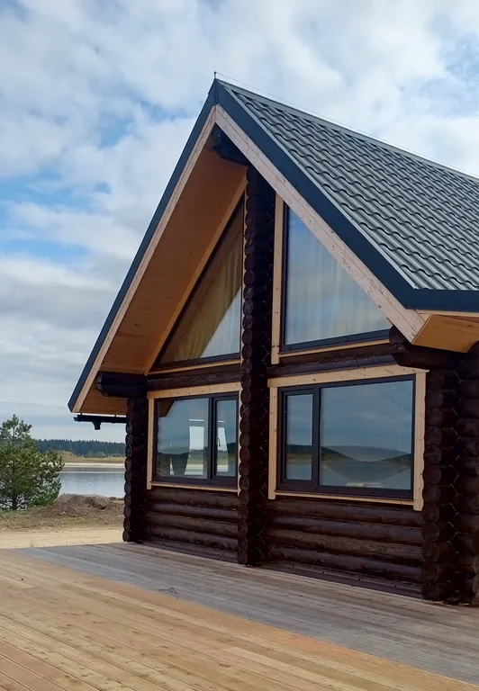 Дом с баней на берегу Северной Двины