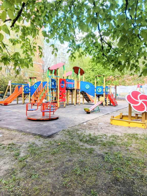 Ждем гостей в солнечную, просторную 1 комнатную квартиру