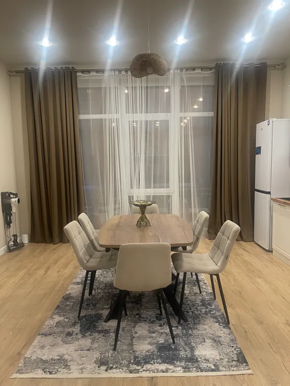 Домик у моря с бассейном