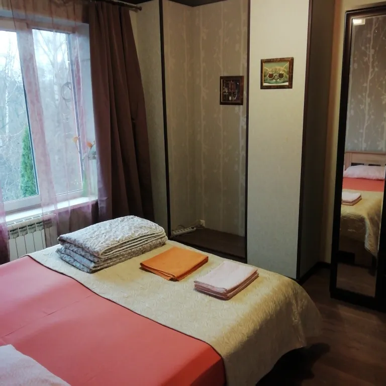 Коттедж под дубом