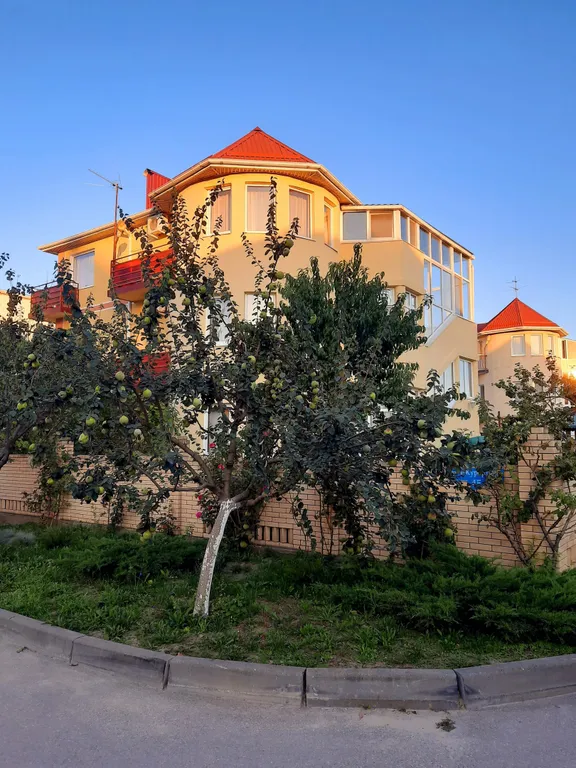 Розовый сад