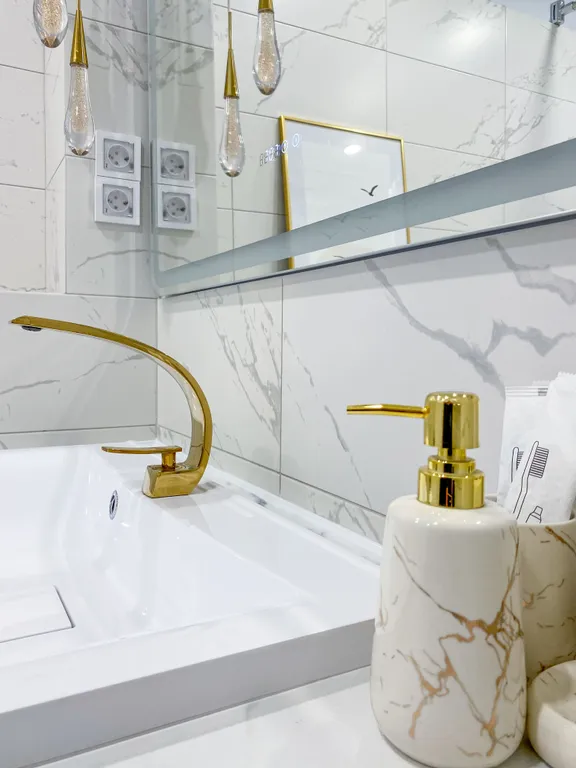 Роскошная квартира с современным дизайном у ТЦ Круиз