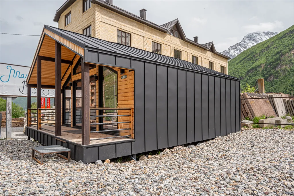 Коттедж с мангалом