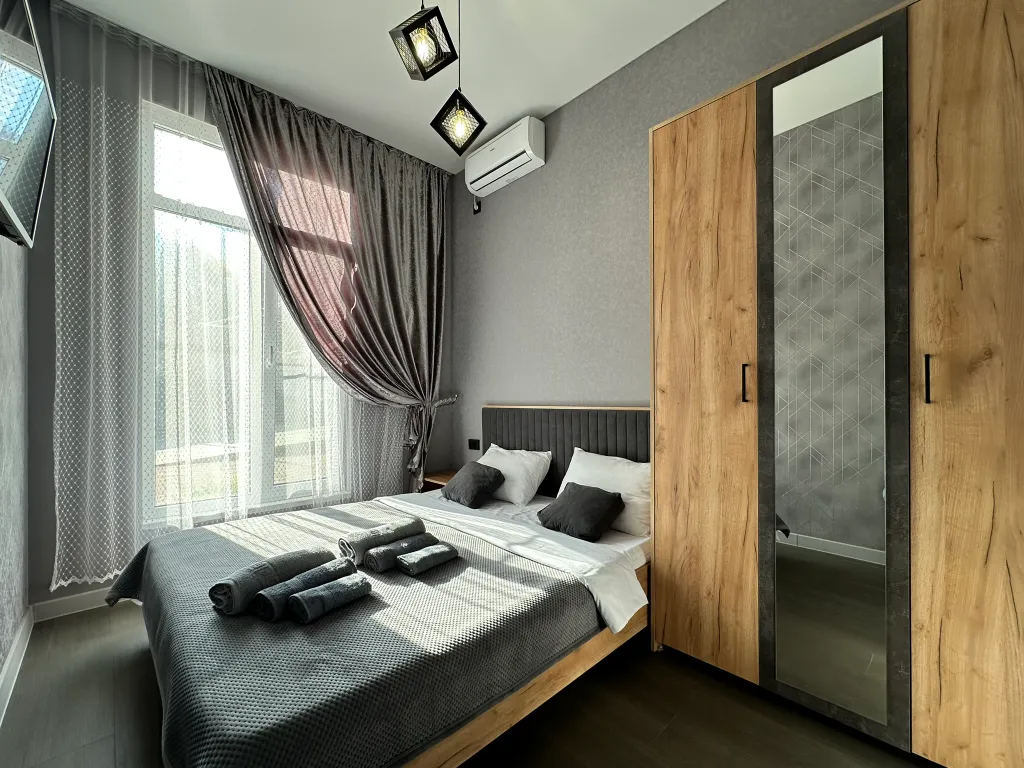 Домик у реки