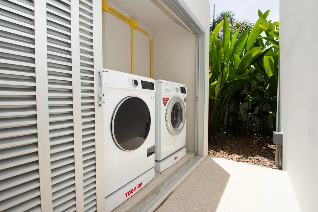 Светлая вилла с 3 спальнями и бассейном Бангтао, Лаян, Лагуна