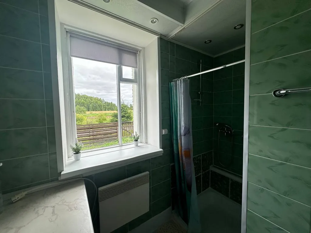 Частный дом с беседкой и мангалом