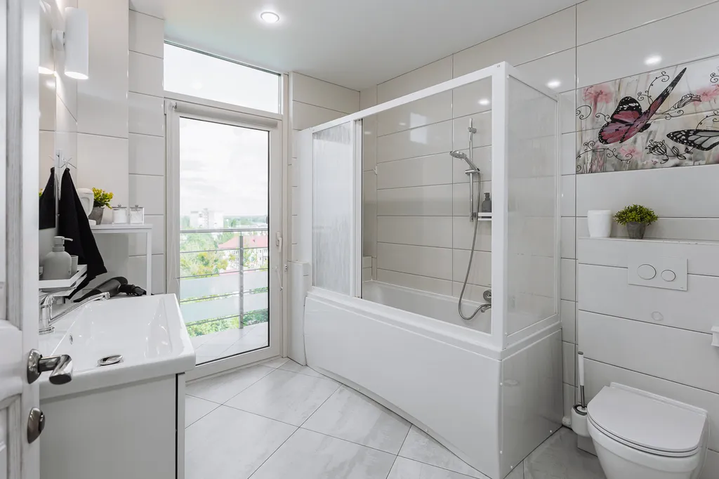 Очень большая квартира на берегу озера рядом с островом Канта