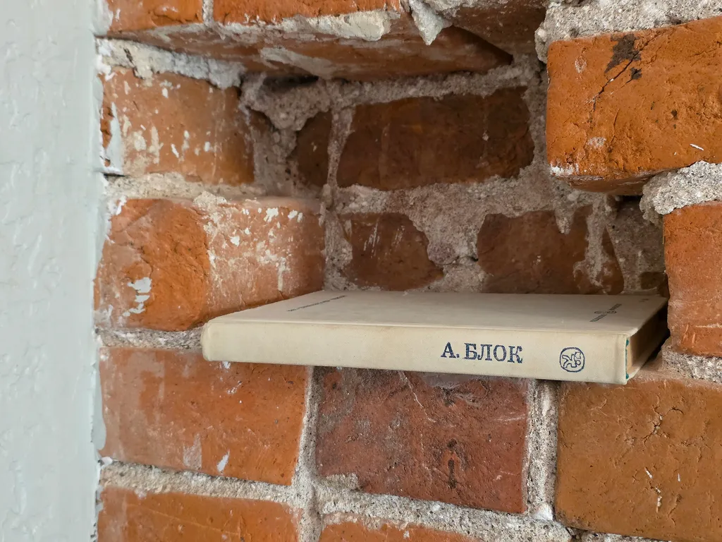 Особенный номер в бутик апарт-отеле Дом с гаргульями