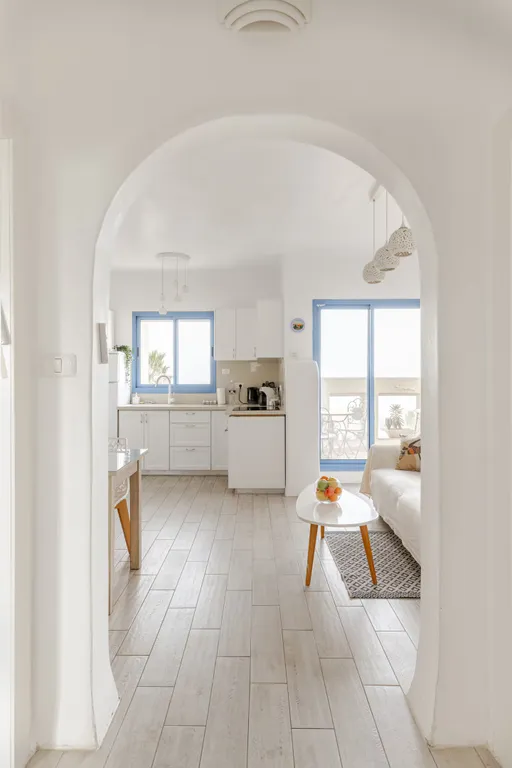 Квартира с балконом с видом на море (Gugel Waves Nahariya)