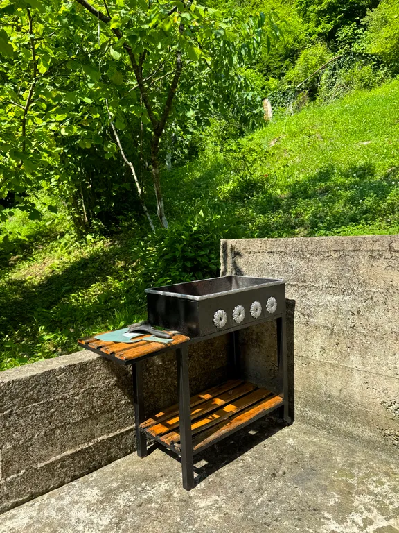 Коттедж Домик в лесу — Сочи