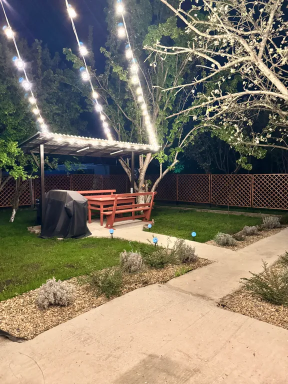 Коттедж Коттедж Дача с баней на дровах и беседкой на 12 человек в Елизаветинской — Елизаветинская