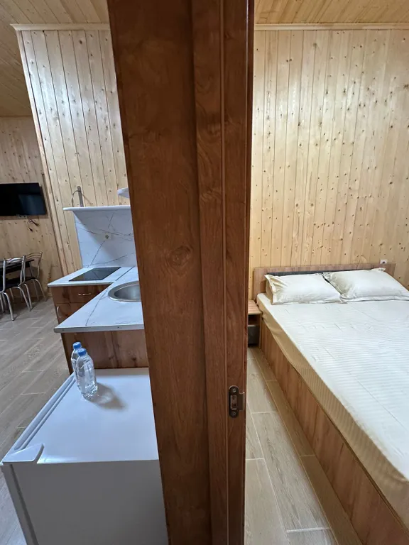 Домик у старого озера