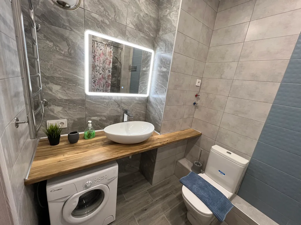 2-комнаты в центре с камином и подземной парковкой