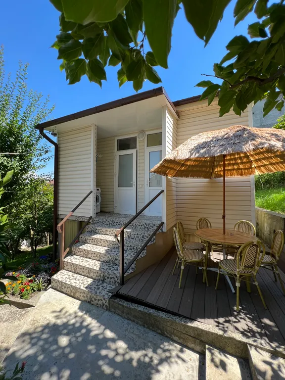 Коттедж Дом с садом и мангалом — Сочи