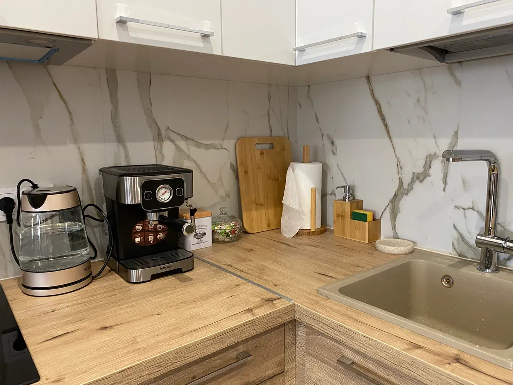 Студия в стиле Сканди с видом на Кремль