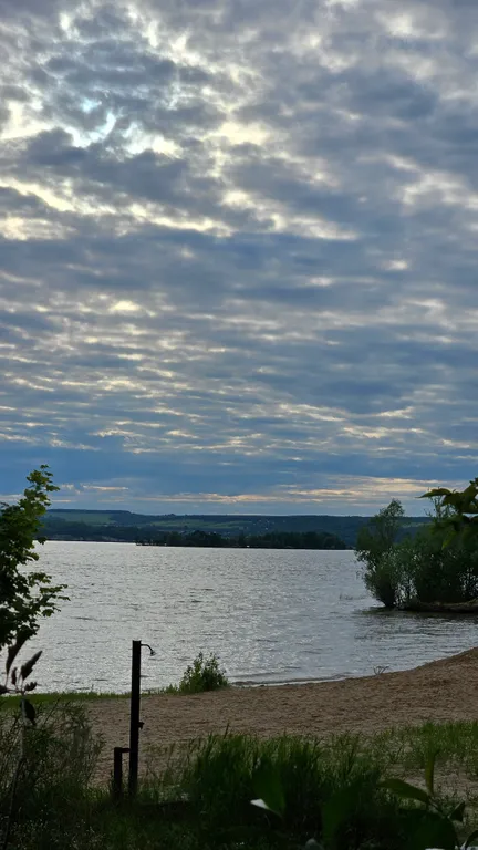 Семейный дом на берегу реки Волга с шикарными видом и пляжем