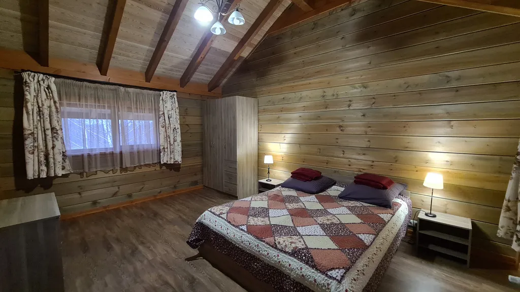 4-комнатный Дом