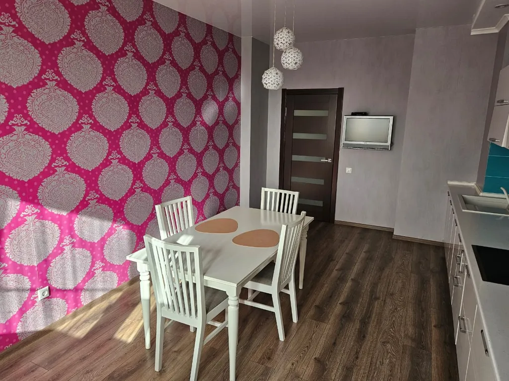 Просторная квартира возле Кубанской набережной