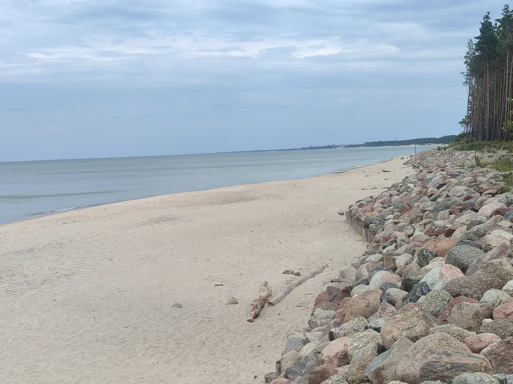 Новый дом у моря, с детский площадкой, мангалом и баней