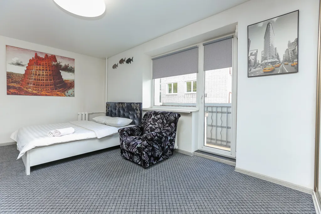 Квартира студия рядом с метро Академия наук