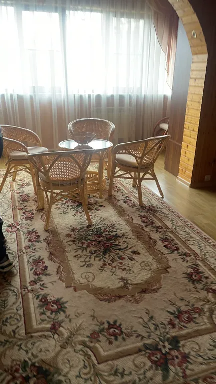 4-комнатный Дом