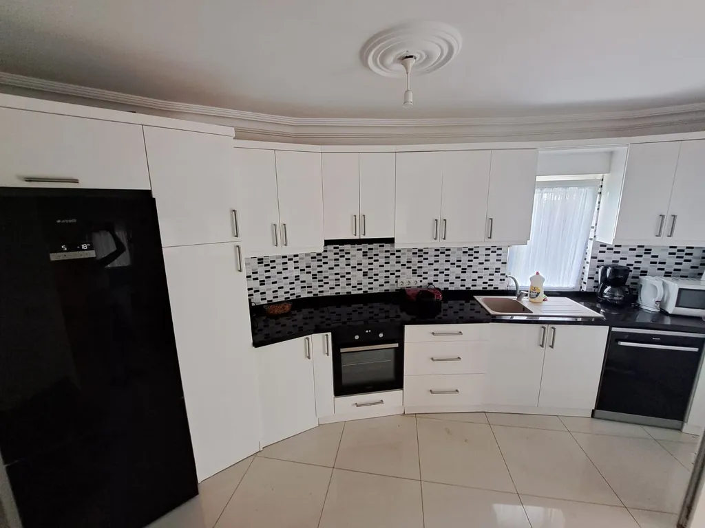 Частная вилла с собственным бассейном