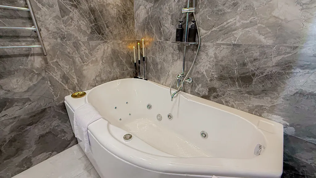 Квартира Квартира Стильная Smart-студия с джакузи в центре Краснодара — Краснодар