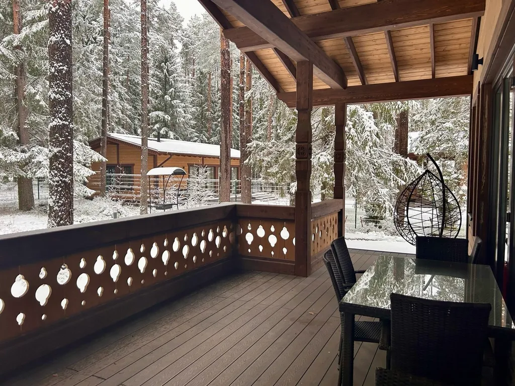 Коттедж у курорта Охта Парк