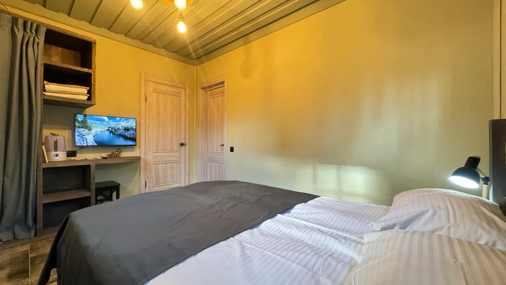 Коттедж Black&White у пристани в центре города