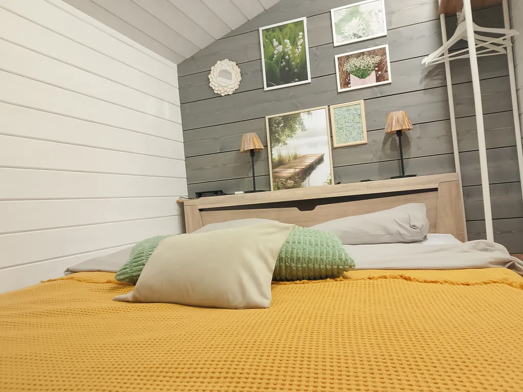 Коттедж Дом с двумя спальнями и сауной в еловом лесу — Шадрино