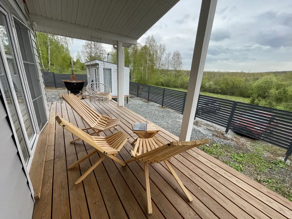 Дом с баней и бассейном