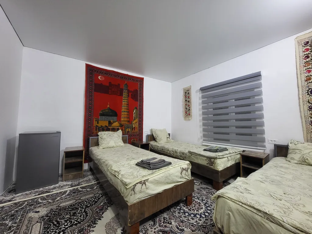 Квартира Стандартный номер с душем в ичан-кала — аренда посуточно в Хива