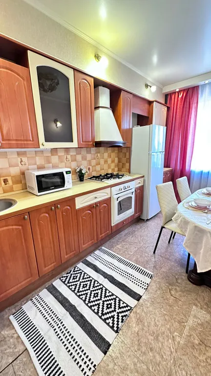 Просторная трехкомнатная квартира