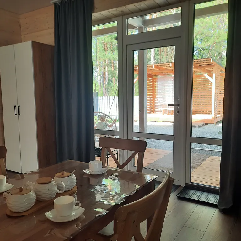 Гостевой дом в сосновом лесу в 15 минутах от курорта Манжерок