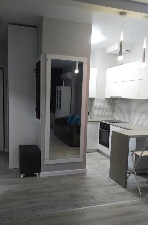 Светлая и уютная квартира с 3 комнатами, 7 минут от моря