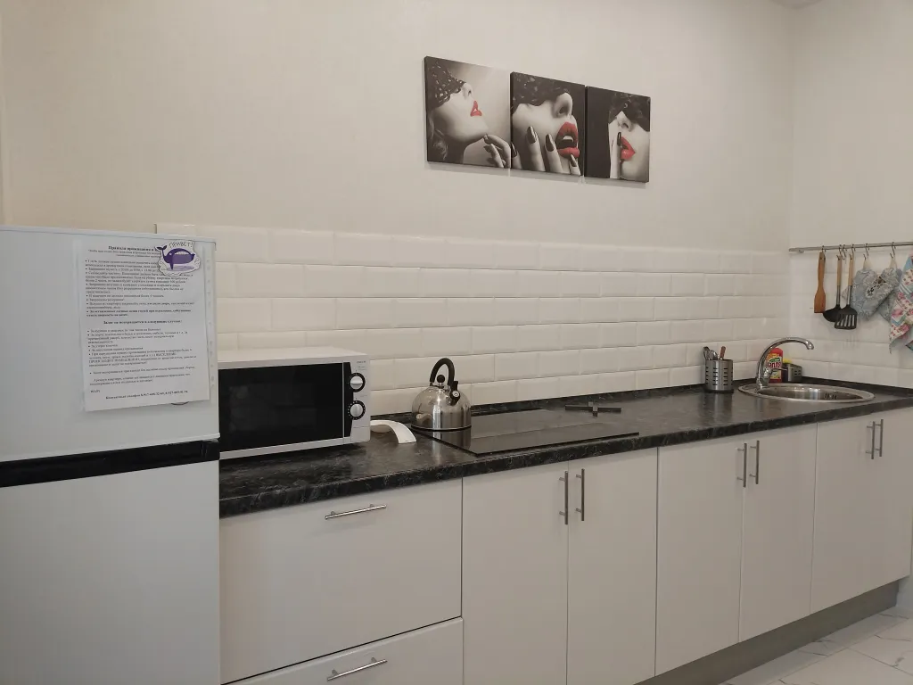 Современная квартира с видом на закат