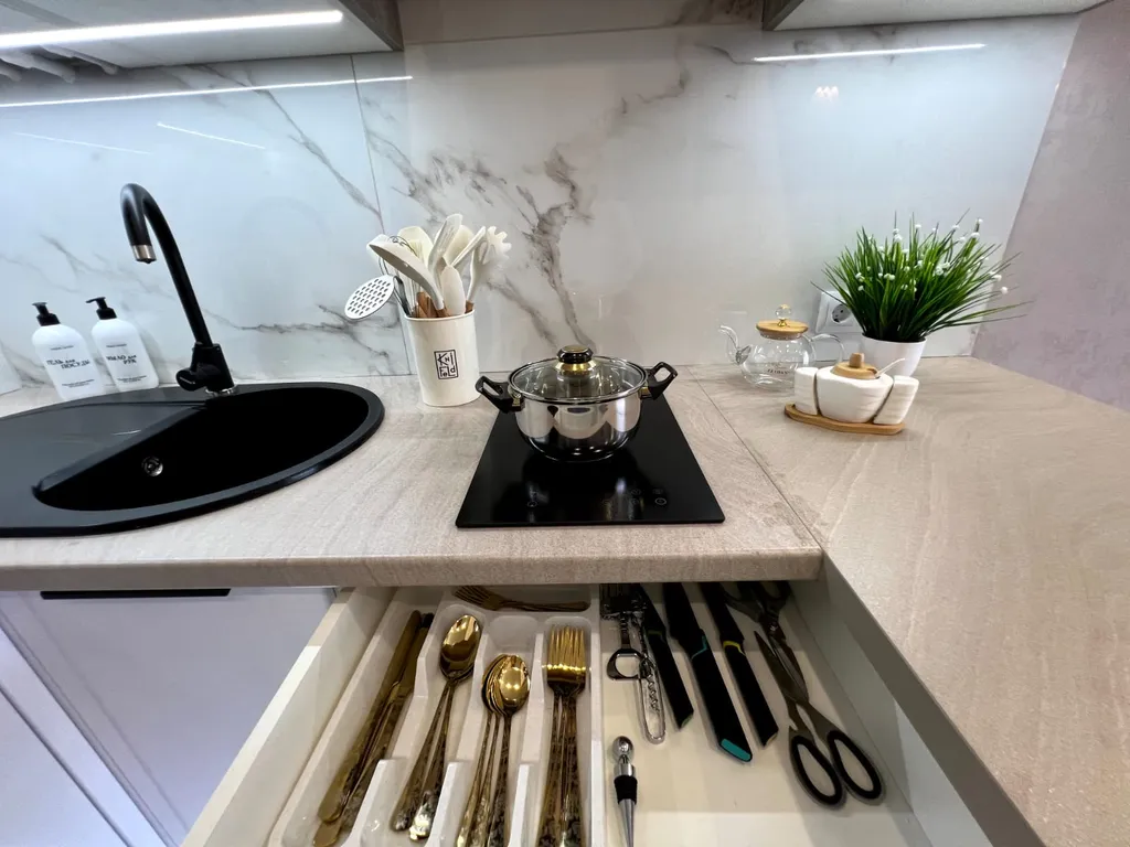 Квартира Квартира Уютная студия с видом на море — Геленджик